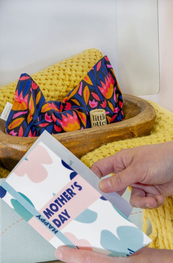 2025 Birth Mother Mother's Day Box With Mug - Image 4